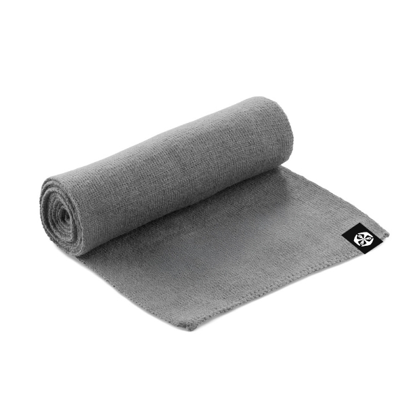 team-acrylic-scarf-with-label-grey